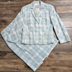 Vintage Feraud Blue and Cream Two-Piece Tweed Skirt Suit Set Size 8 Corpcore